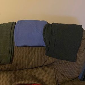 XXL old navy leggings different colors brand new.. each pair $10-15 dollars